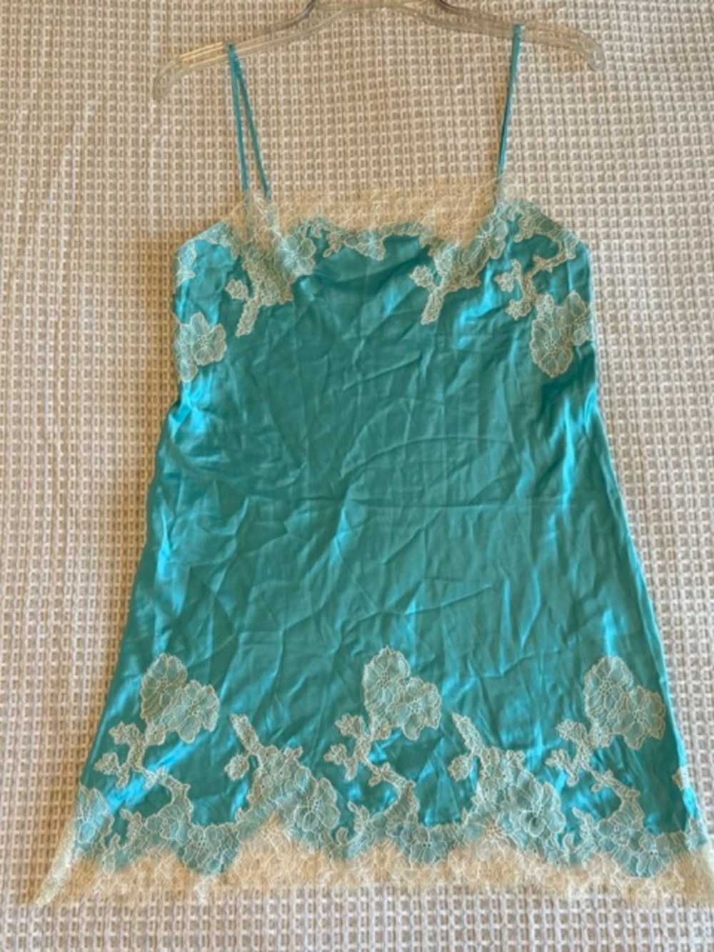 Victoria's Secret Aqua w/Lace Trim Chemise/Slip Size Small